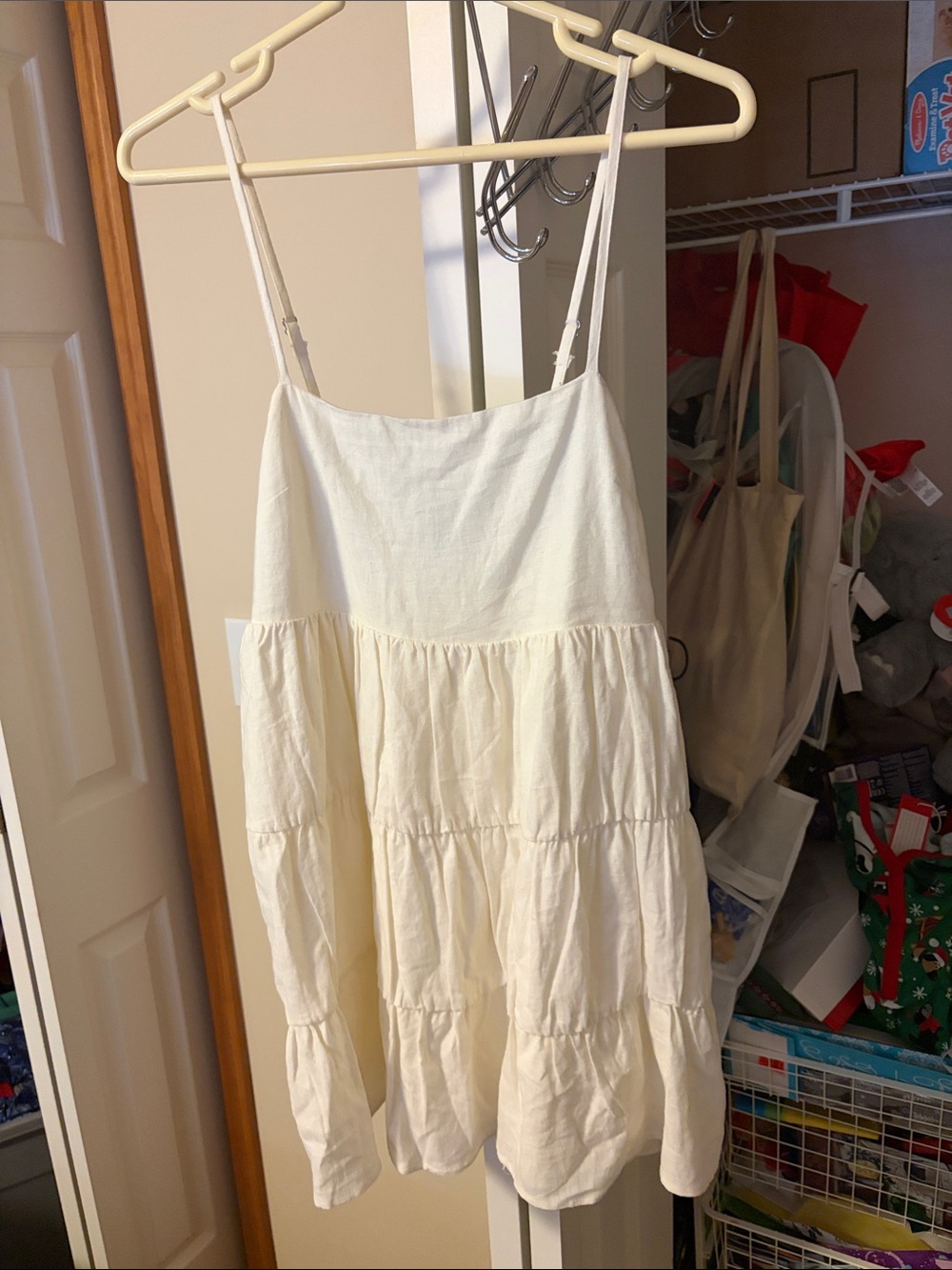 Forever 21 Cream Tiered adjustable Spaghetti-Strap Dress